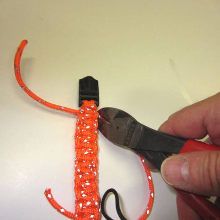 Survival Bracelet image