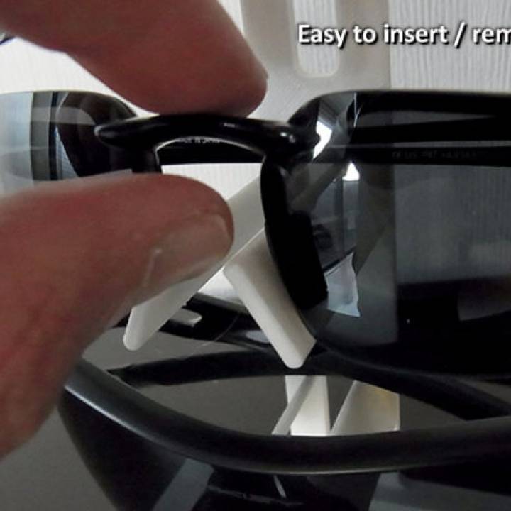 Universal Glasses Stand image