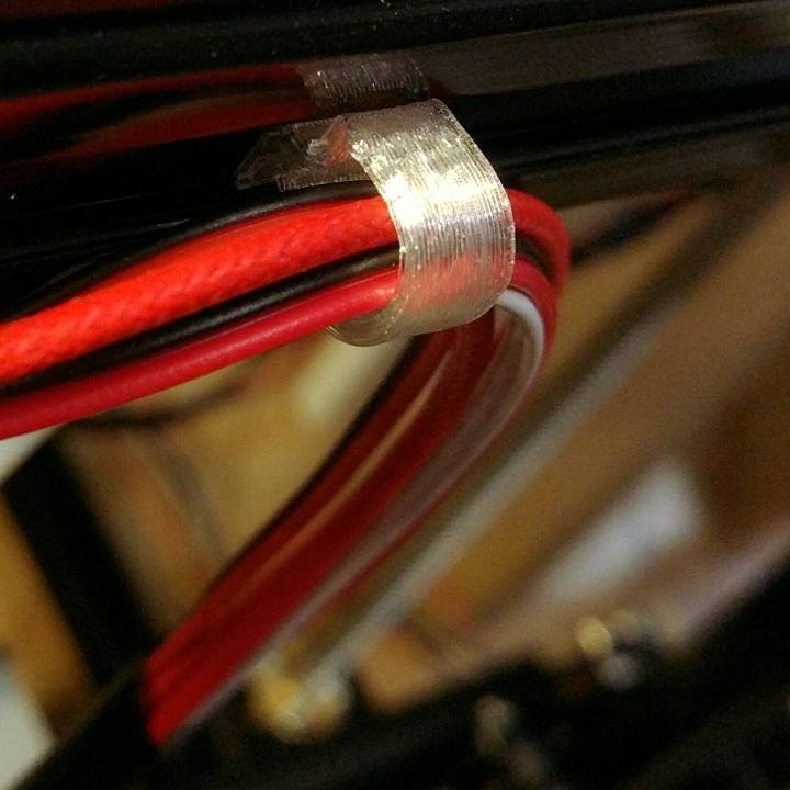 Tiny wire holder for aluminium profile 2020 image