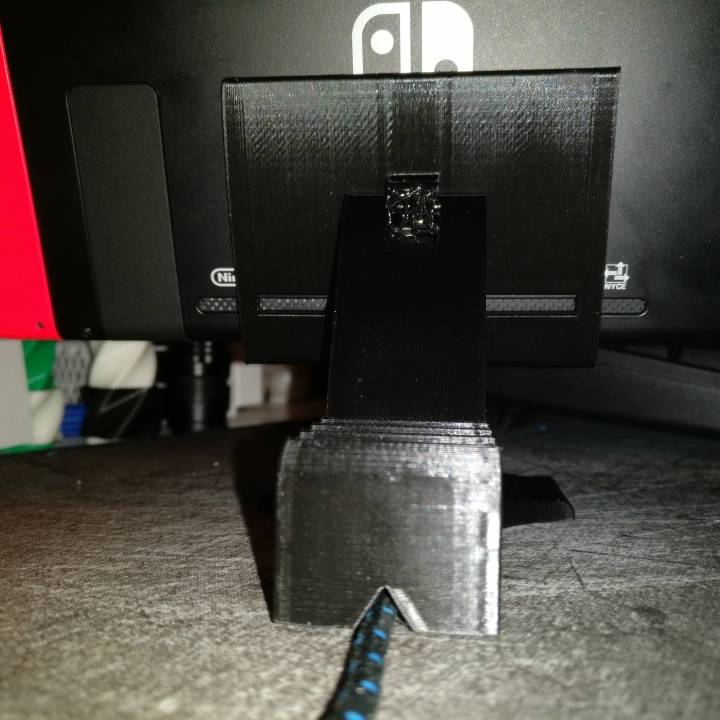 3D Printable Adjustable Nintendo Switch Stand - With USB