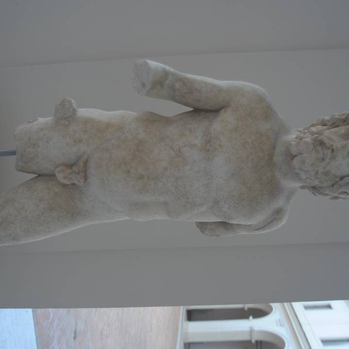 Statue of Zeus image