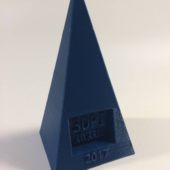 3DPI award trophy image