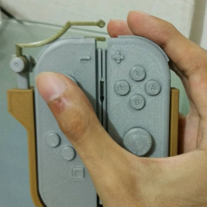 One-handed adapter for the Nintendo Switch Joy-Cons image