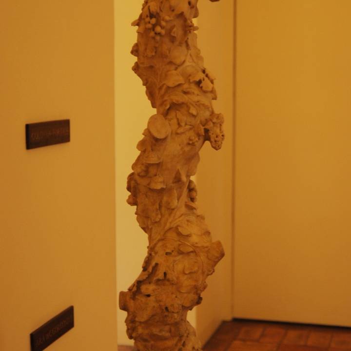 Spiral column image