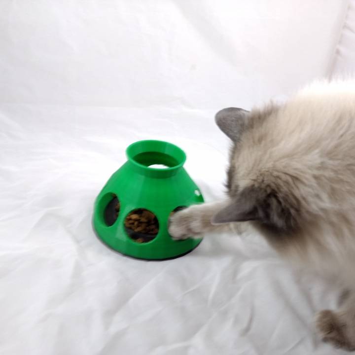 Cat Pod Feeder image
