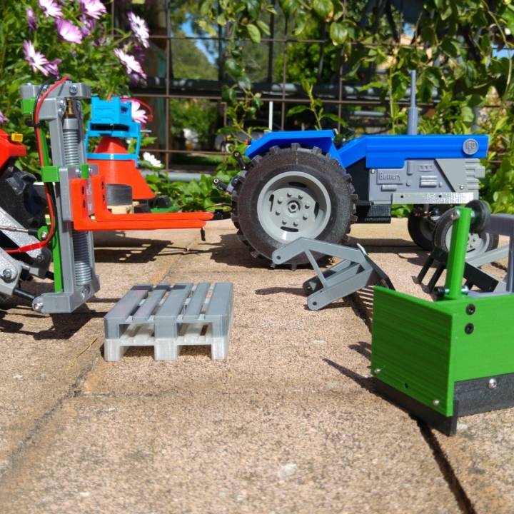 OpenRC Tractor Lifter (discontinued) image