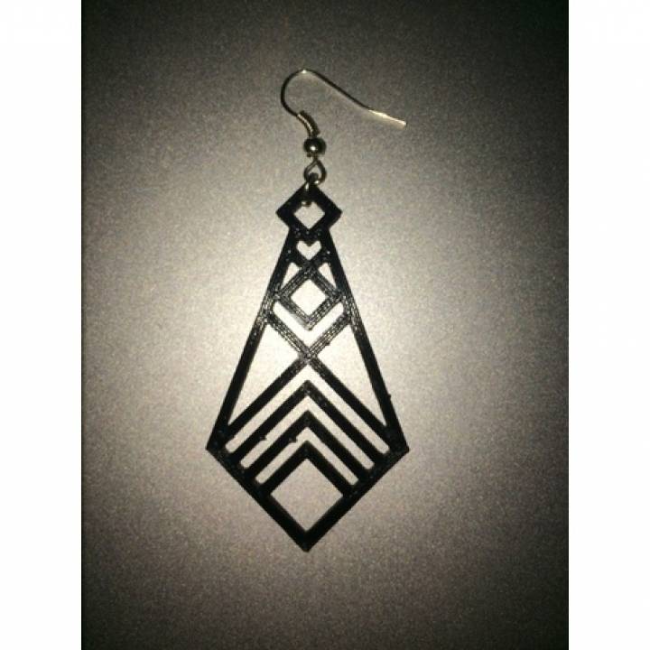 3D Printable Simple Earring - Lindo Shapes by Daniel Salinas