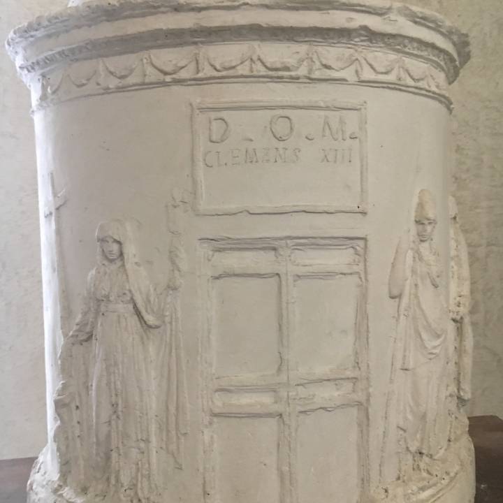 Clement XIII monument image