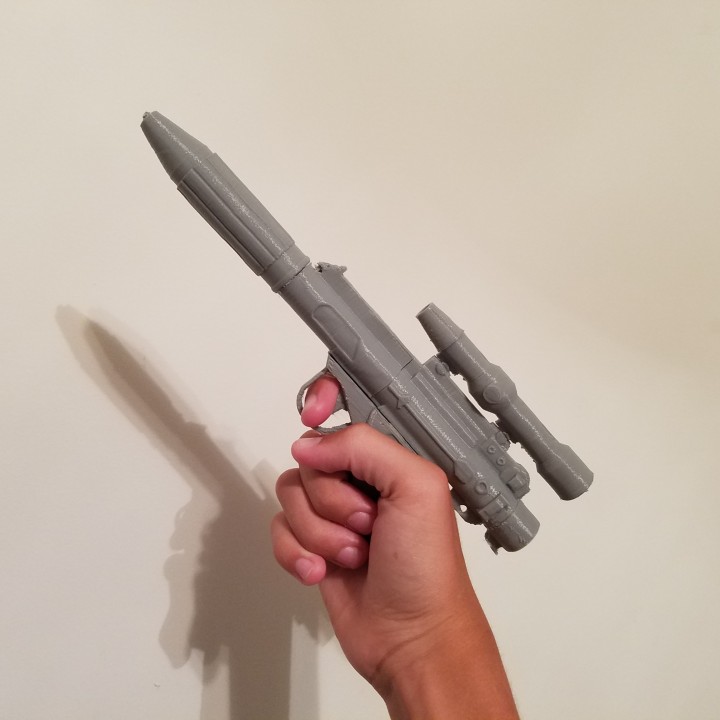 DL-17 blaster pistol 7:10 scale-Star Wars image
