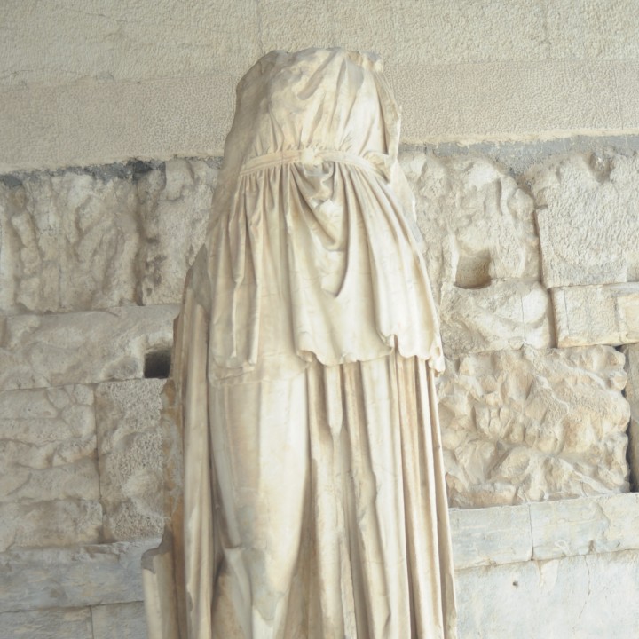 Cult statue of Apollo Patroos image