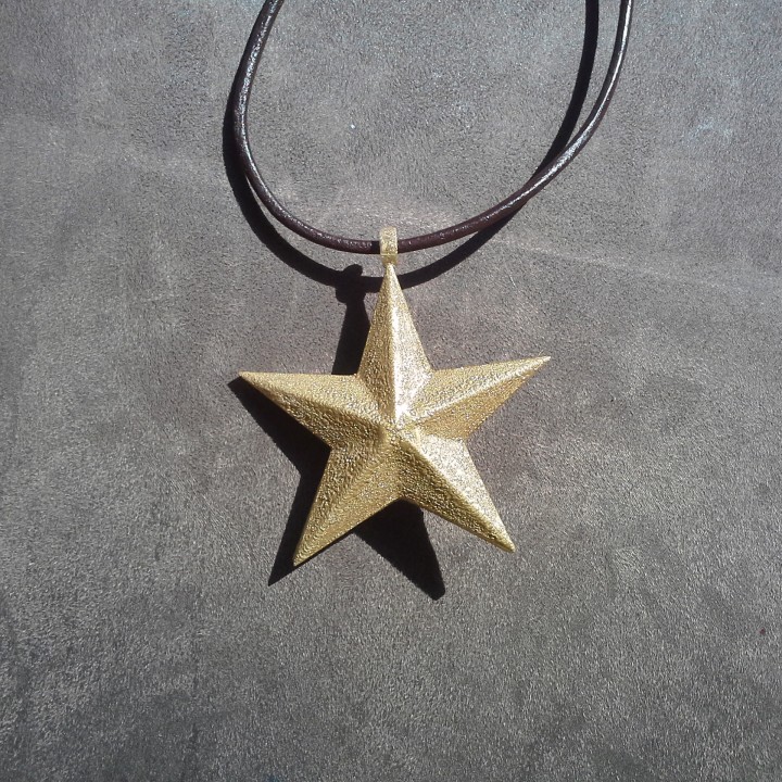Simple Star Pendant. Charm bracelet. 3d shape. image