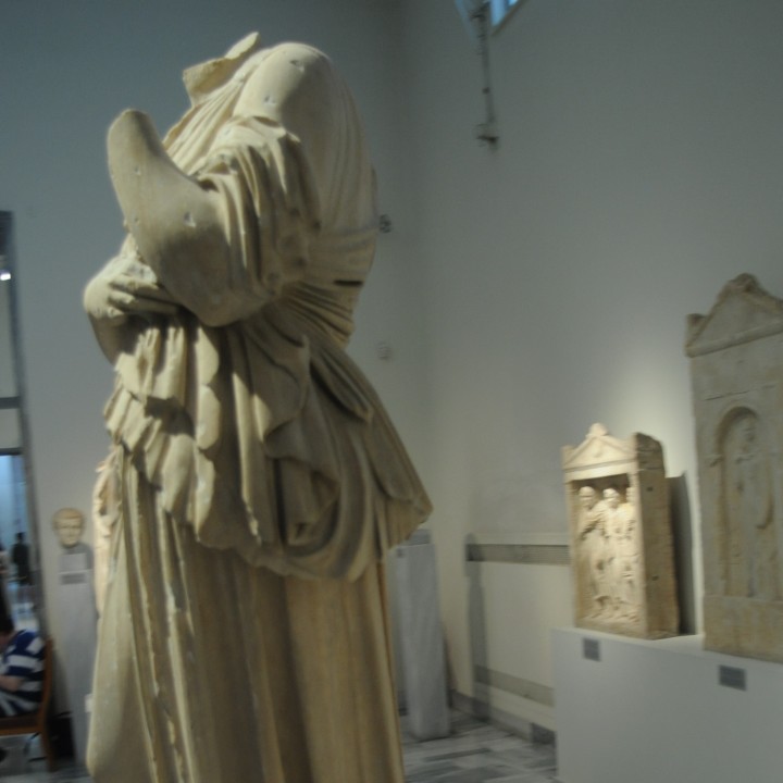 Statue of a woman wearing a peplos image