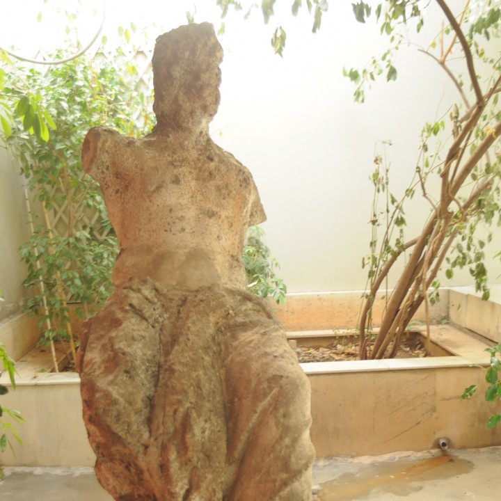 Statue of Zeus image