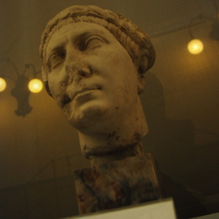 Ritratto di Traiano (?) image