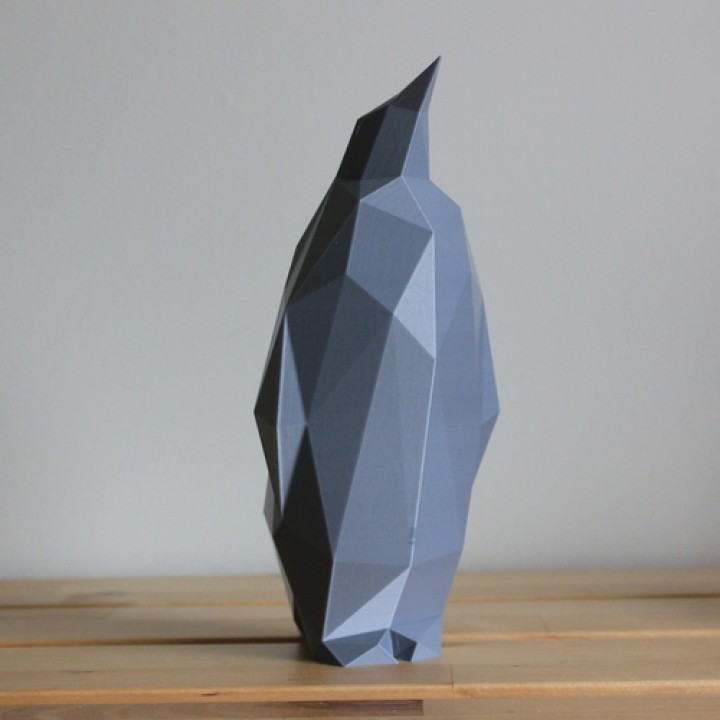 Low Poly Penguin image