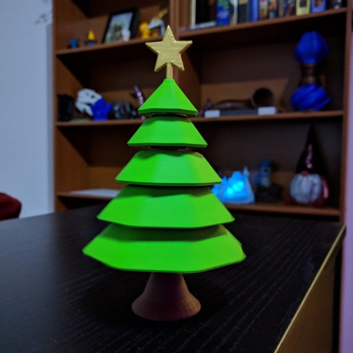 Spinning Christmas Tree image