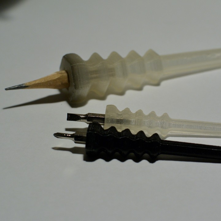 PencilHolder&small screwdriver image
