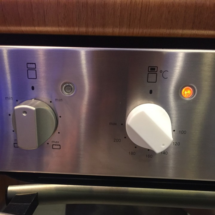 HOTPOINT DD53X Electric Double Oven Knob image