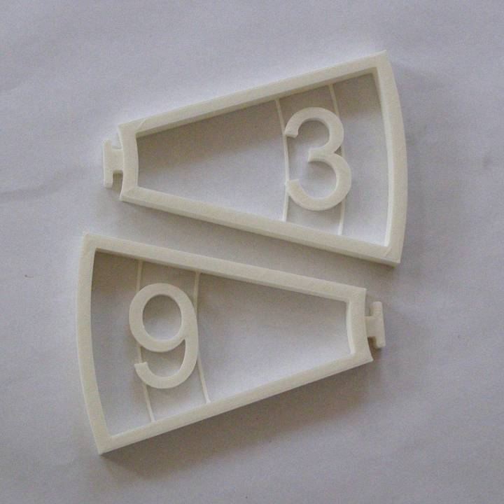 3D Printable 3d printable clock by Edouard Spiers