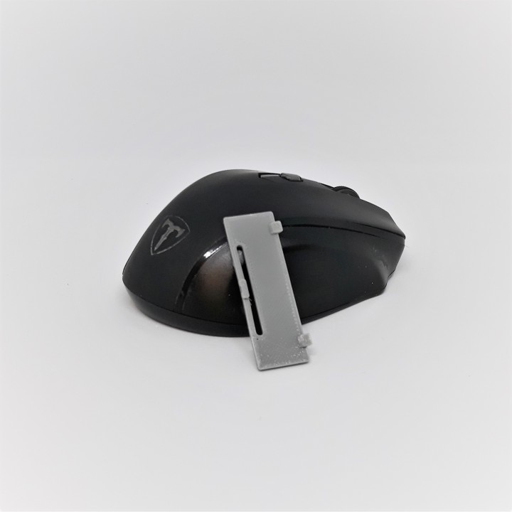 Battery cover for computer mouse image