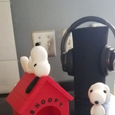 Picture of print of Snoopy