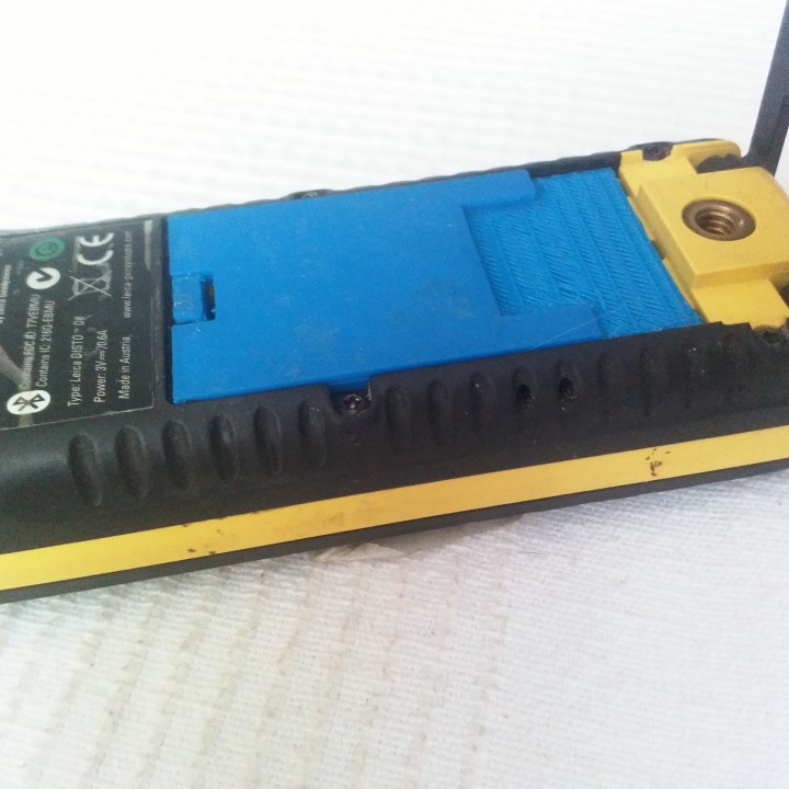 Disto D8 Battery cover image