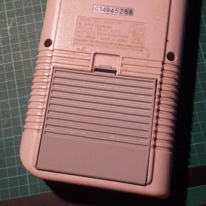Game Boy (Nintendo) - Battery Door image