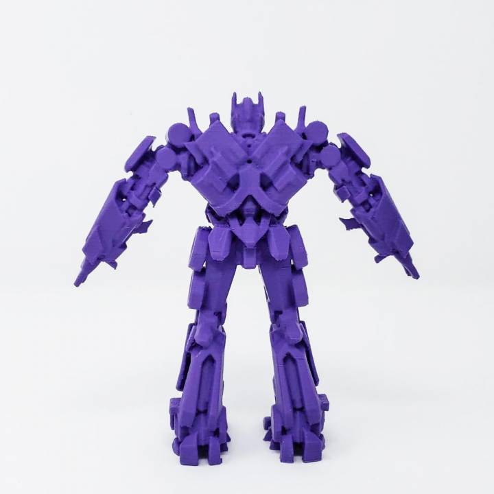 Transformers Optimus Prime (Solid Model) image
