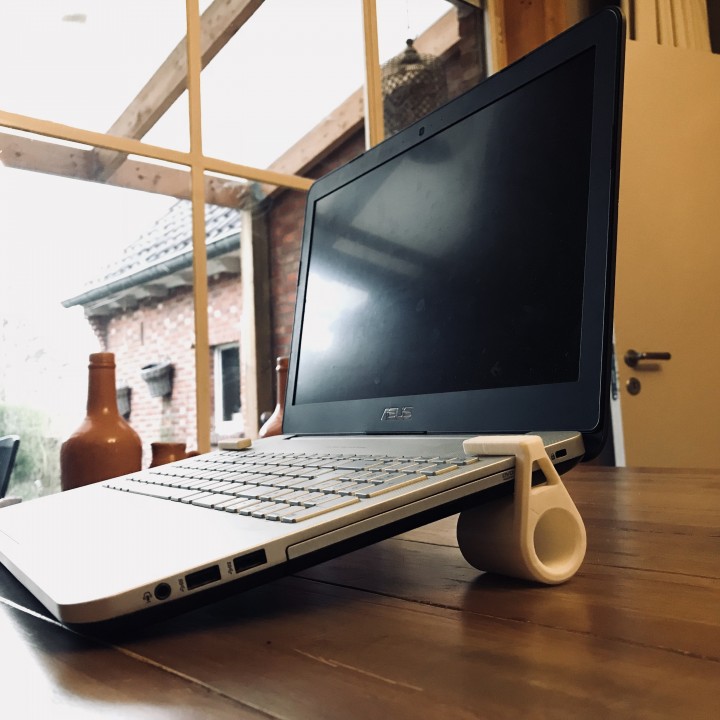 laptop stand image