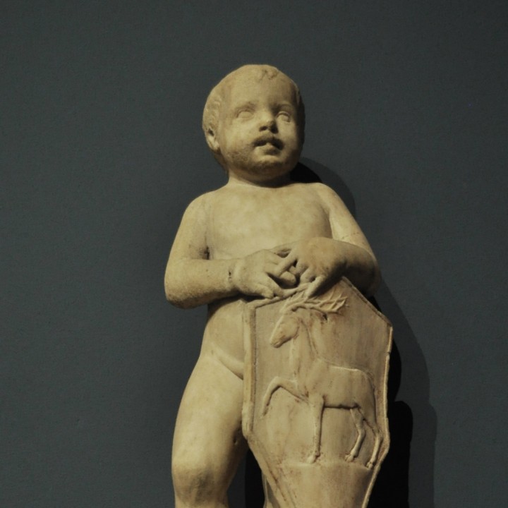 Two Putti holding Coat of Arms image