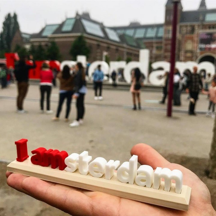 I amsterdam letters image