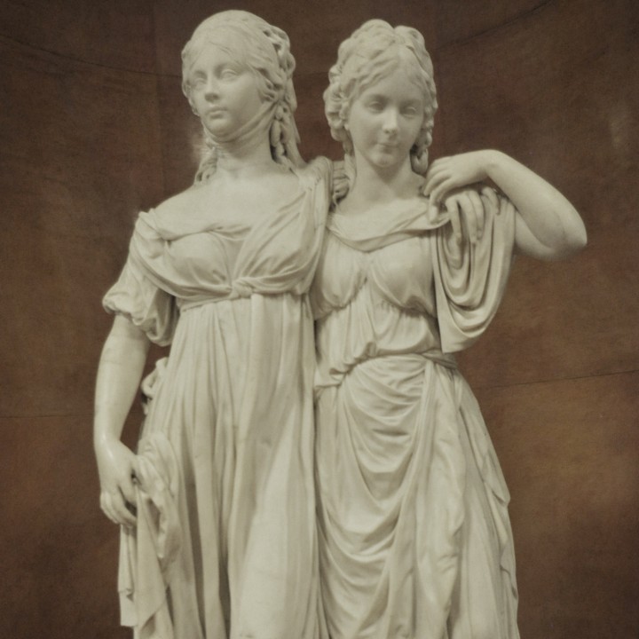 Double statue of the princesses Luise and Friederike of Prussia image