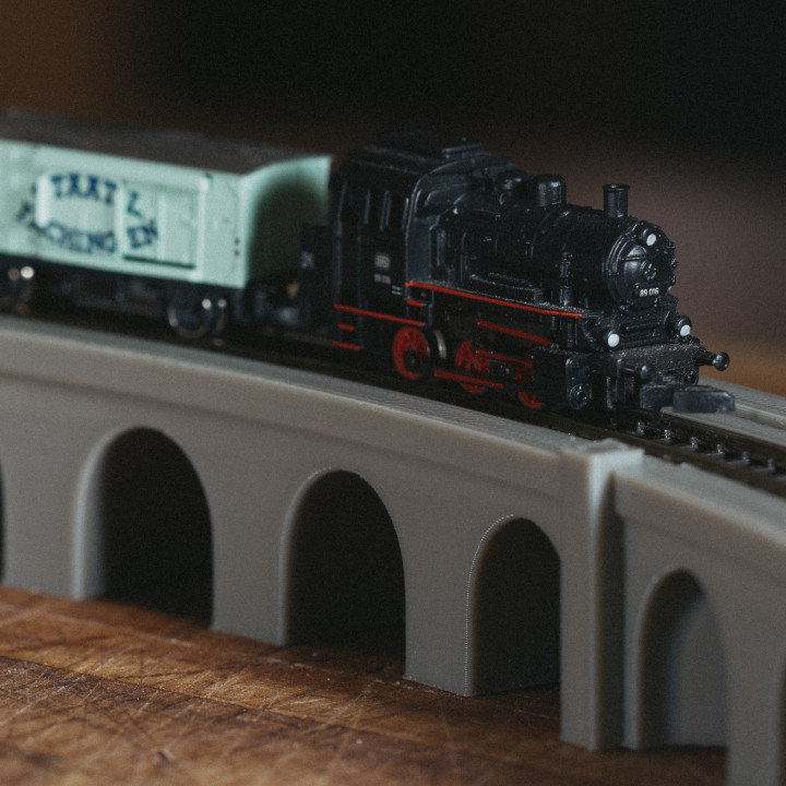 Z Scale Viaduct Track Set image