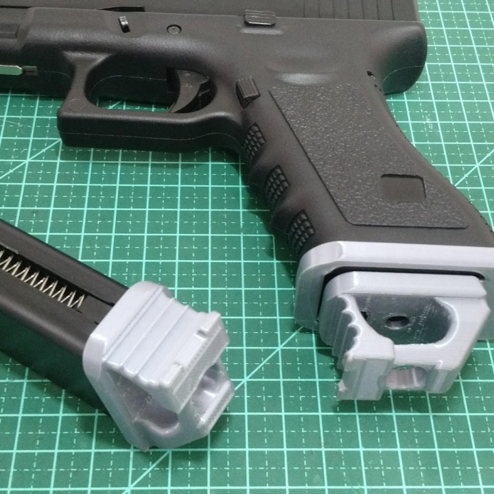 Airsoft magazine speedplate for Glocks image