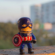 Picture of print of mini Captain America - Civil war edition