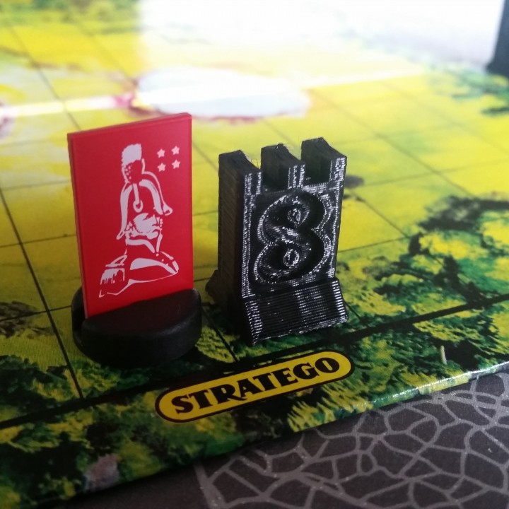 Stratego general piece image