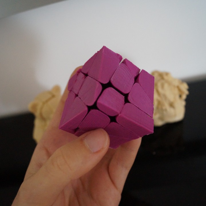 customizable 3d printed rubi´s cube hard to solve easy to customize image