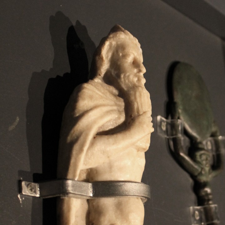 A figurine image
