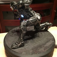 Picture of print of Iron Man MK42 - Super Hero Landing Pose --- with lights