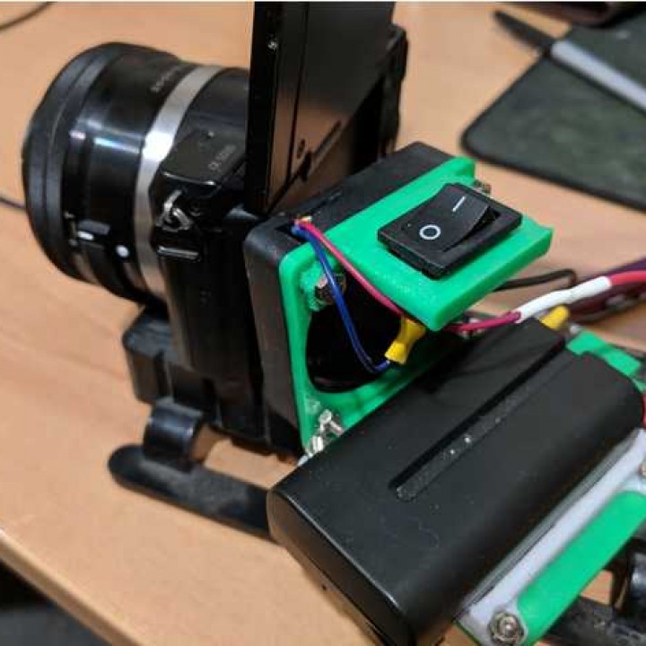 Cooling fan mount for Tripod and Sony NP Battery image