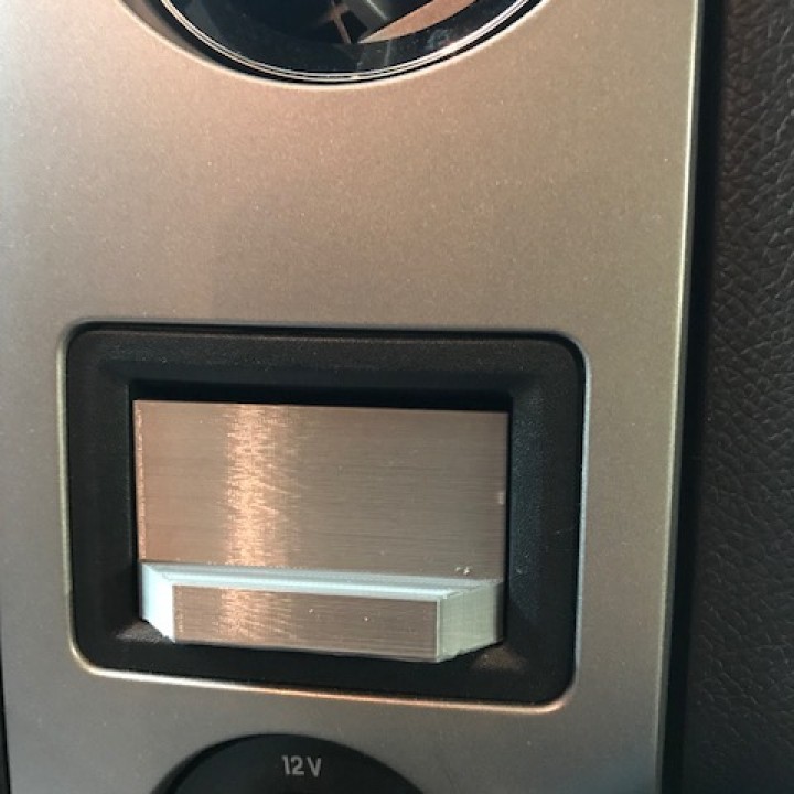 Ford Expedition Change Box. image