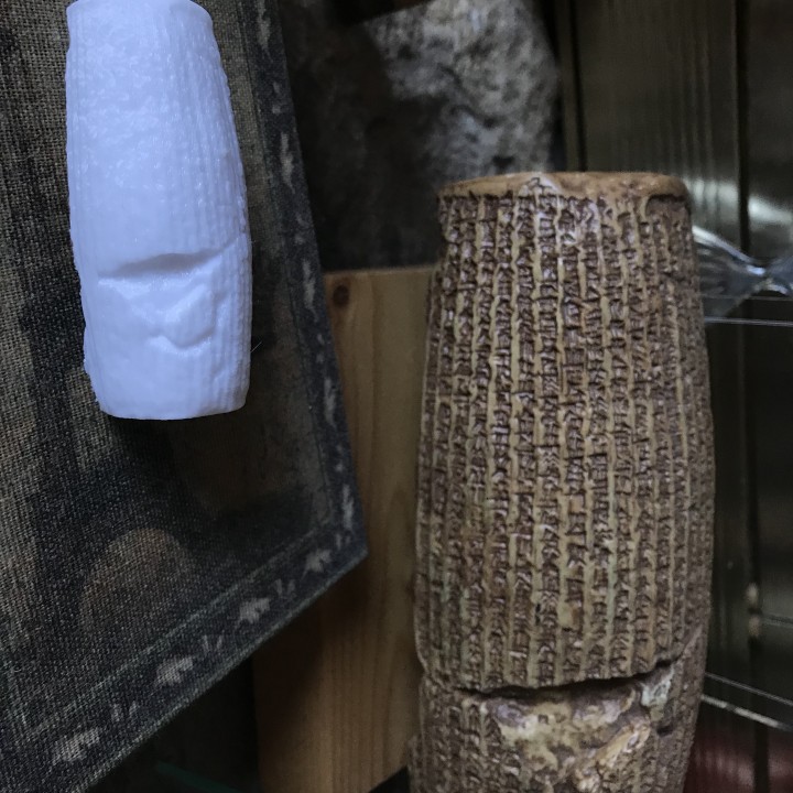Cyrus Cylinder image