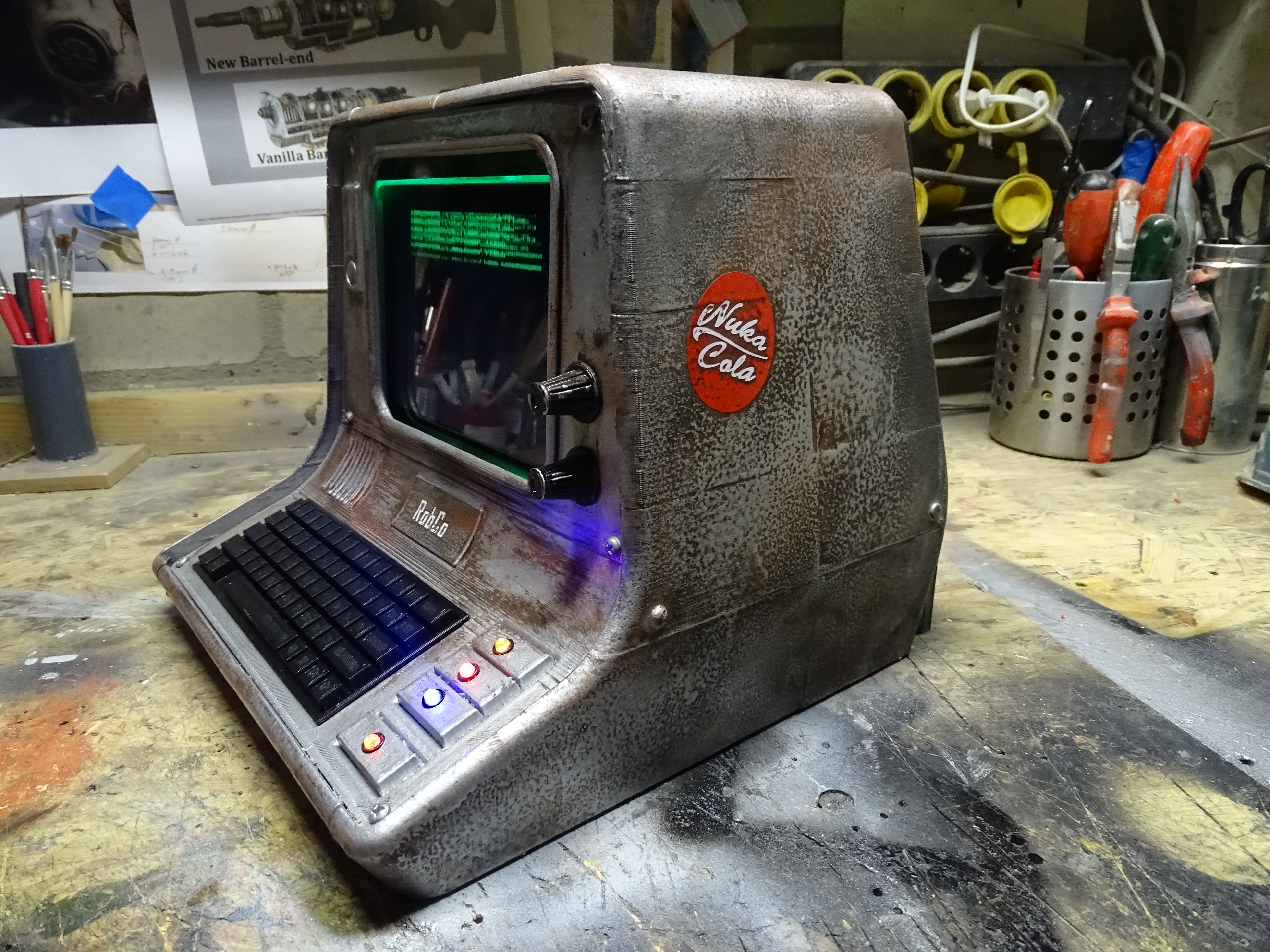 3D Printable Desktop Terminal Replica - Fallout 4 by Power Up Props