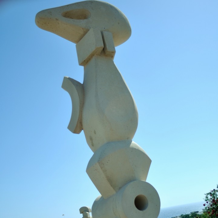 Gazing over the sea full of feelings (abstract sculpture) image
