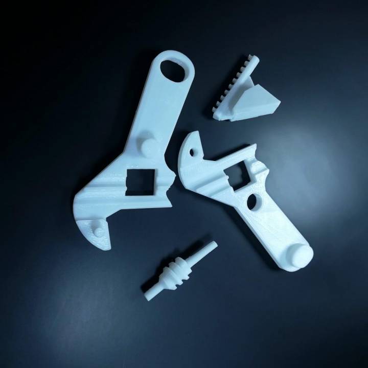 functional adjustable wrench image