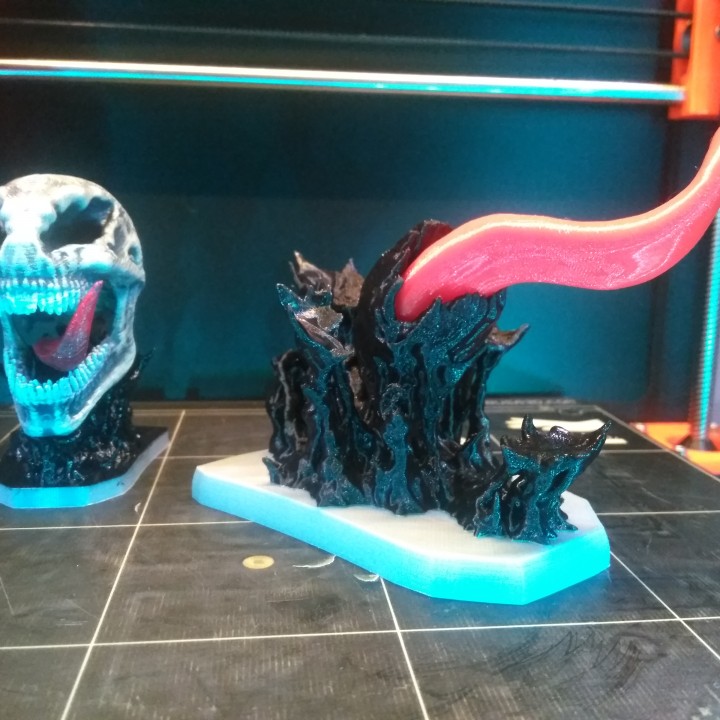 Venom skull with base image