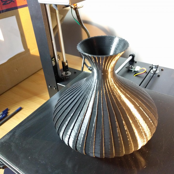 Vase 01 by 3Dimensional image
