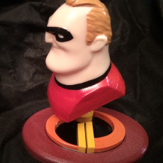 Picture of print of Mr Incredible (BUST ONLY)