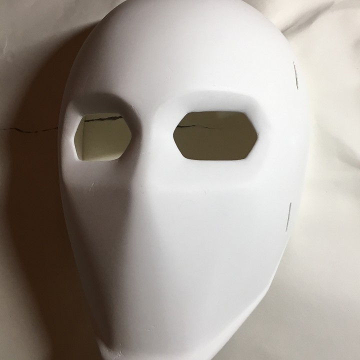 3D Printable 'Wild Card' fan mask from Fortnite by Darren Pattenden