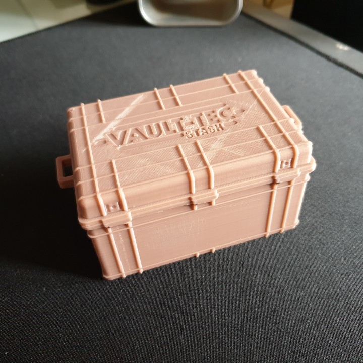 3D Printable Fallout76 Stash Box by Brodie Fairhall 3D Printable Fallout76 Stash Box by Brodie Fairhall